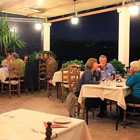 75 Steps Taverna And Hotel Corfu (city)